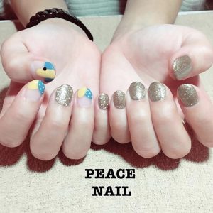 アシンメトリーネイル